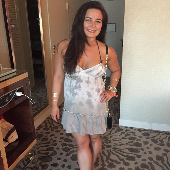 Meet your Stylist, Ana - Picture 10 of 13